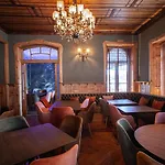 Отель Storytellers Palace