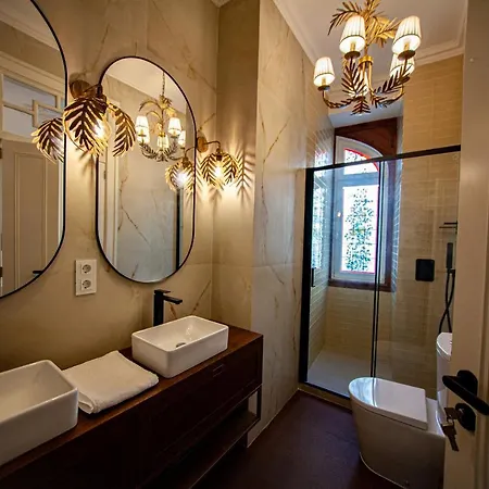 Hotel Storytellers Palace 5*