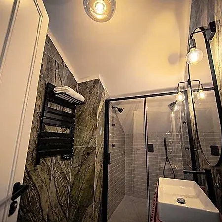 Storytellers Palace 5*