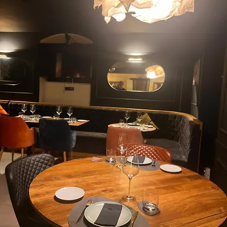 Storytellers Palace 5* 圣马蒂纽·杜·波特
